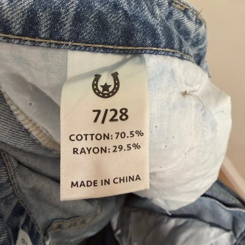 Y2K Austin Landing Cargo Denim Capri Pants Wide Leg Pocket Jeans 7/28
